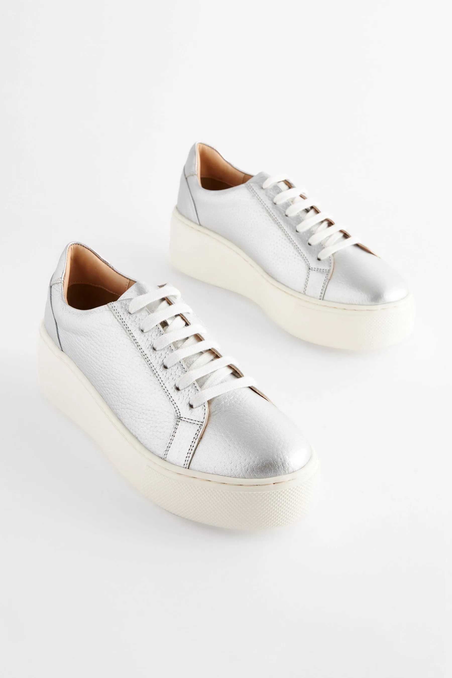 Signature - Forever Comfort® - Scarpe da ginnastica in pelle con zeppa spessa