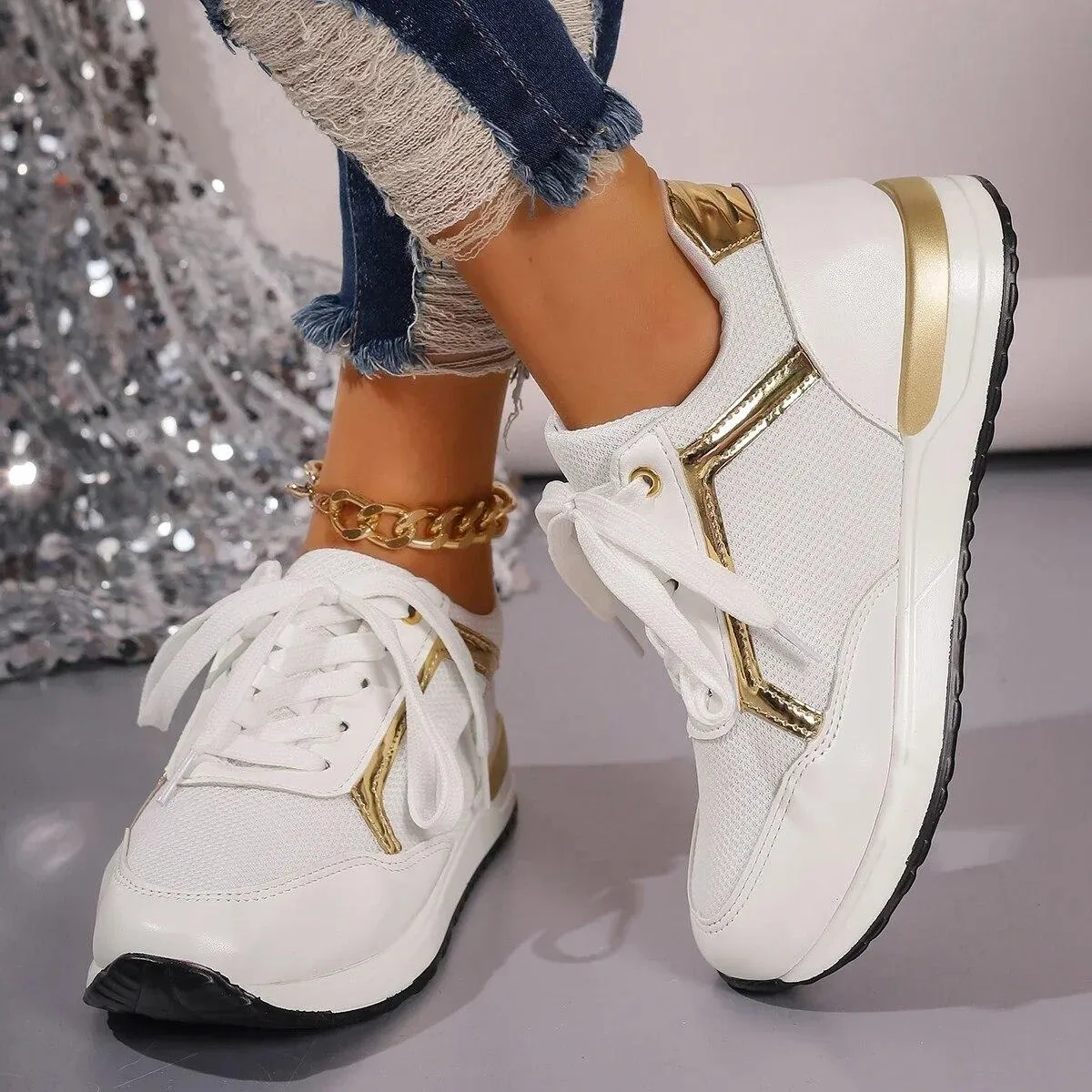 Sneakers da donna alla moda con lacci Scarpe da donna nuove primaverili con plateau Scarpe da ginnastica da donna bianche Scarpe