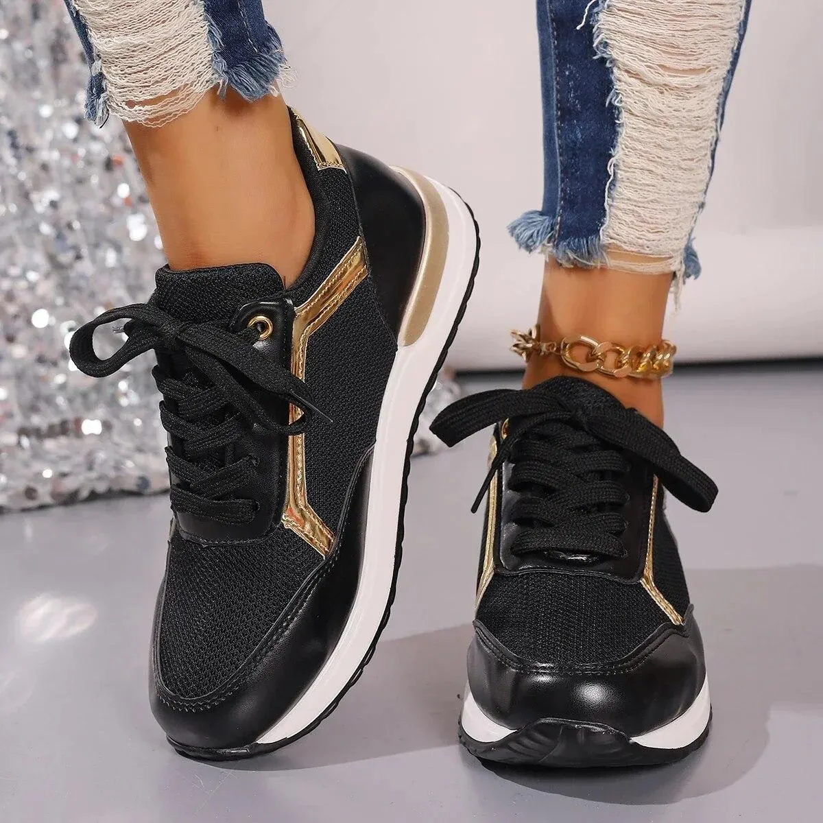 Sneakers da donna alla moda con lacci Scarpe da donna nuove primaverili con plateau Scarpe da ginnastica da donna bianche Scarpe