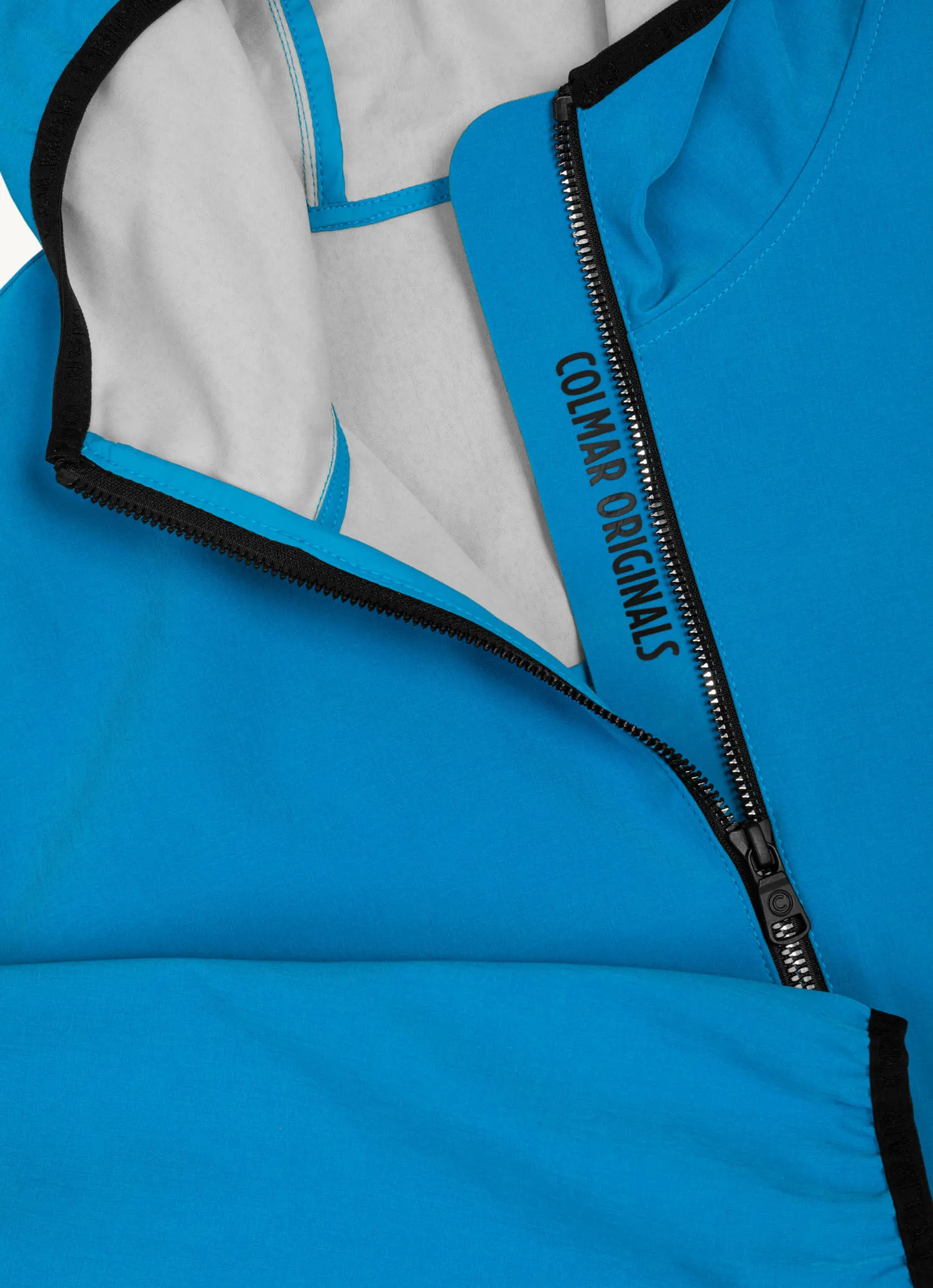 Softshell hooded jacket