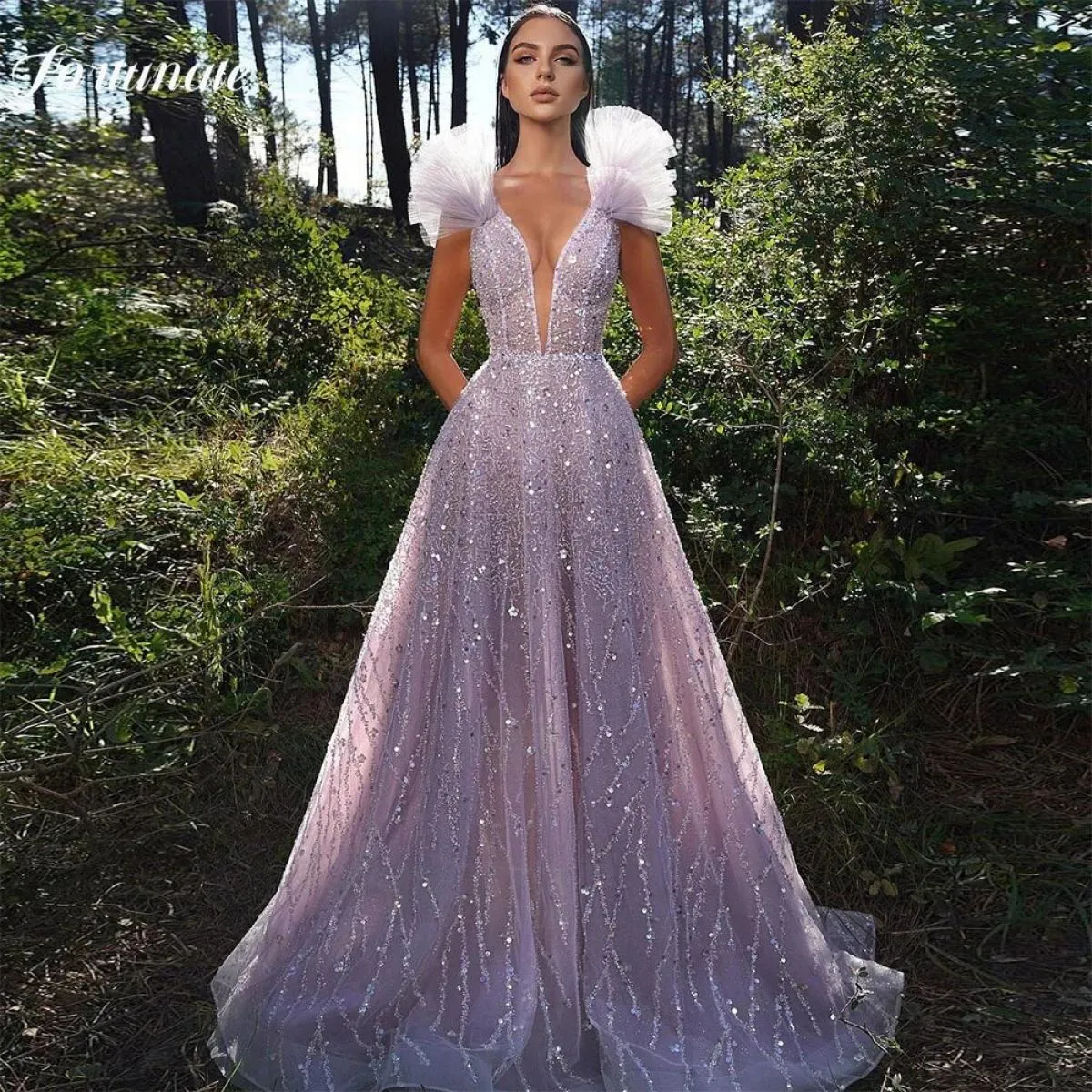 Splendidi abiti da ballo lunghi in tulle con perline Abiti da sera con paillettes glitterati Abito da festa arabo saudita Shiny