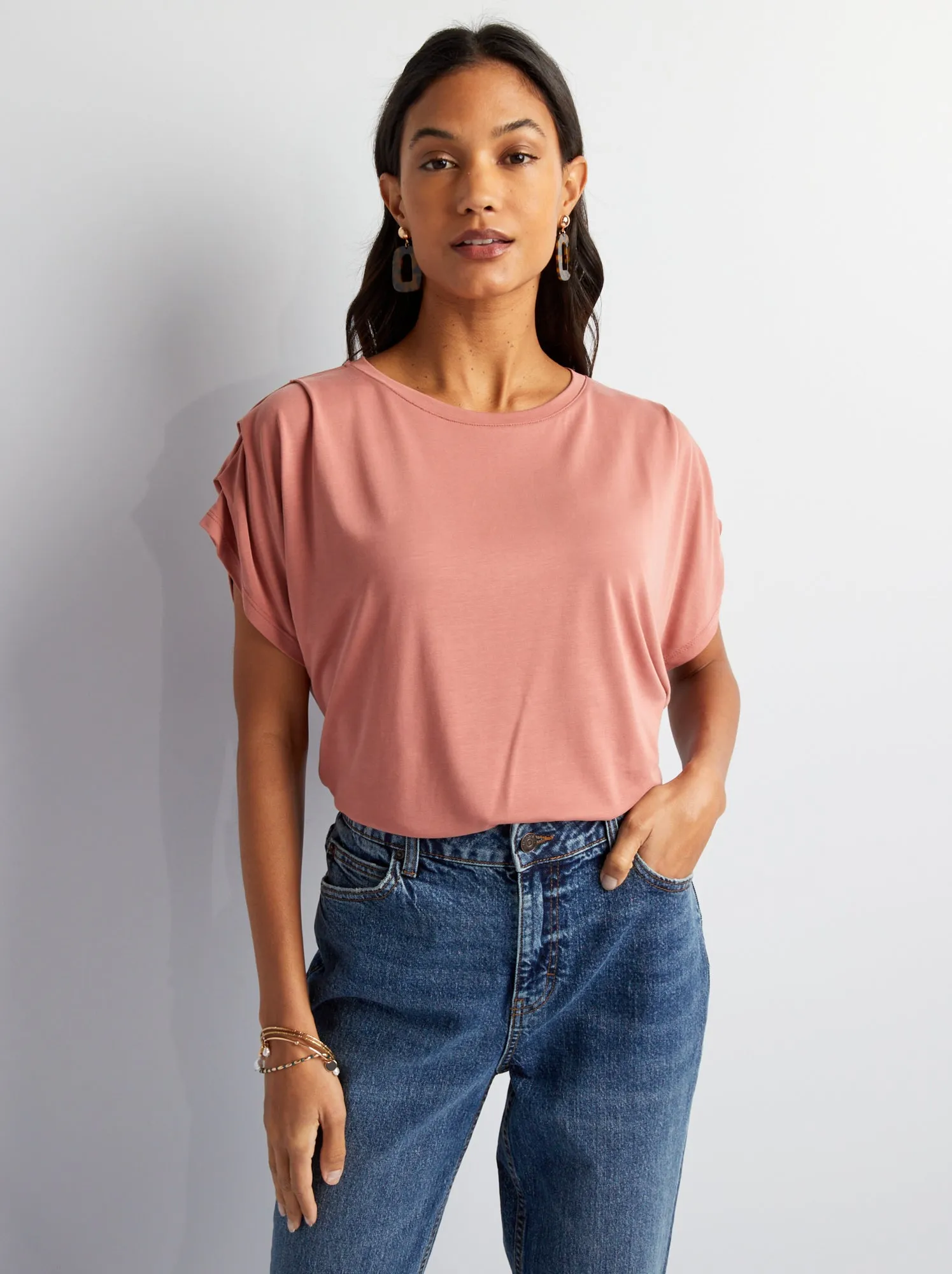 T-shirt con maniche plissettate - ROSA