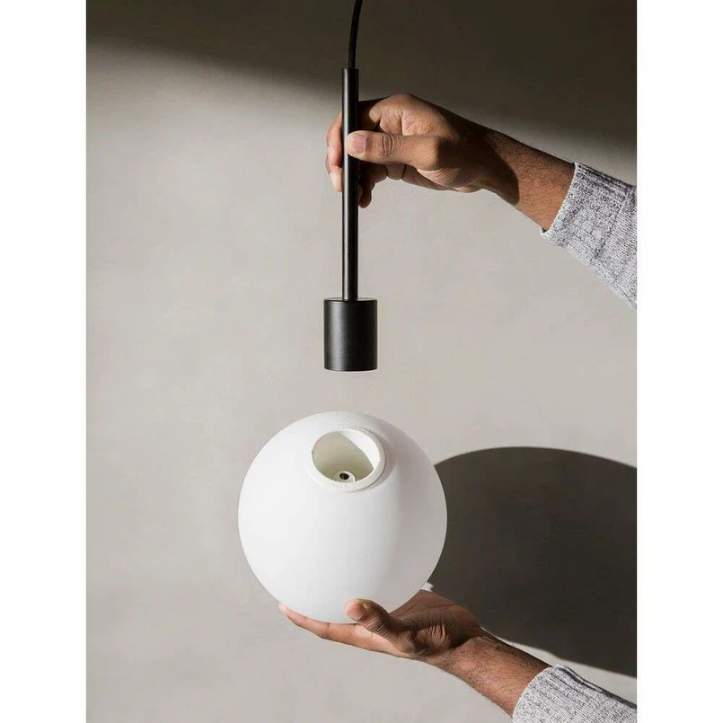 TR Bulb Lampada a Sospensione Nero/Opaco Opale - Audo Copenhagen | Acquista online