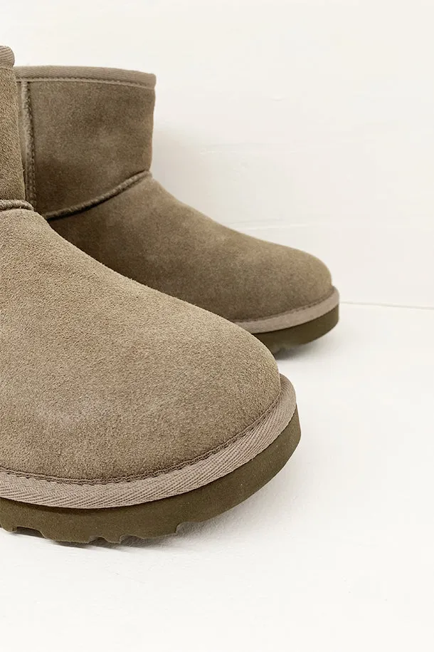   UGG Stivaletti