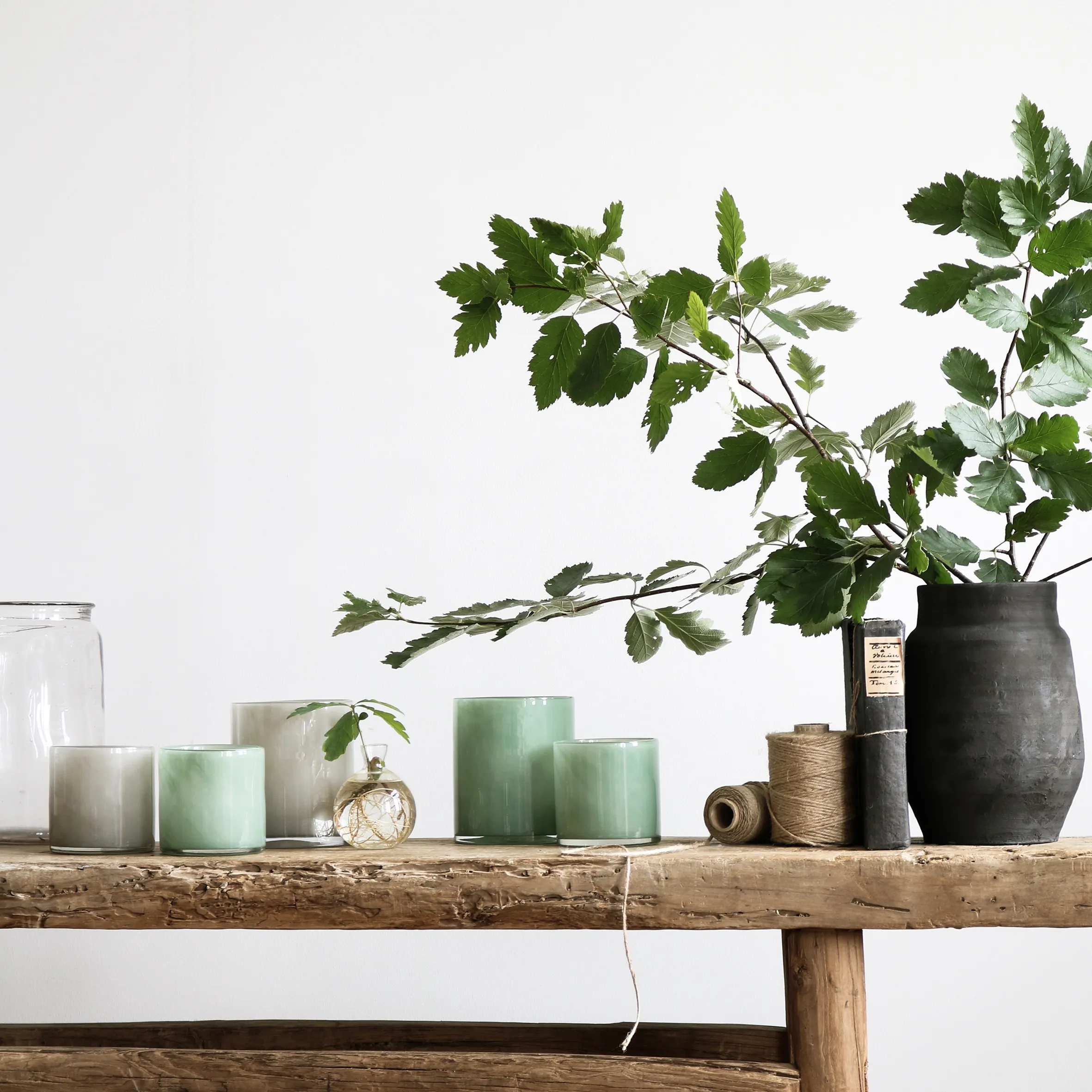 Vaso da fiori Hero L.jn{font-size:18px}Nero