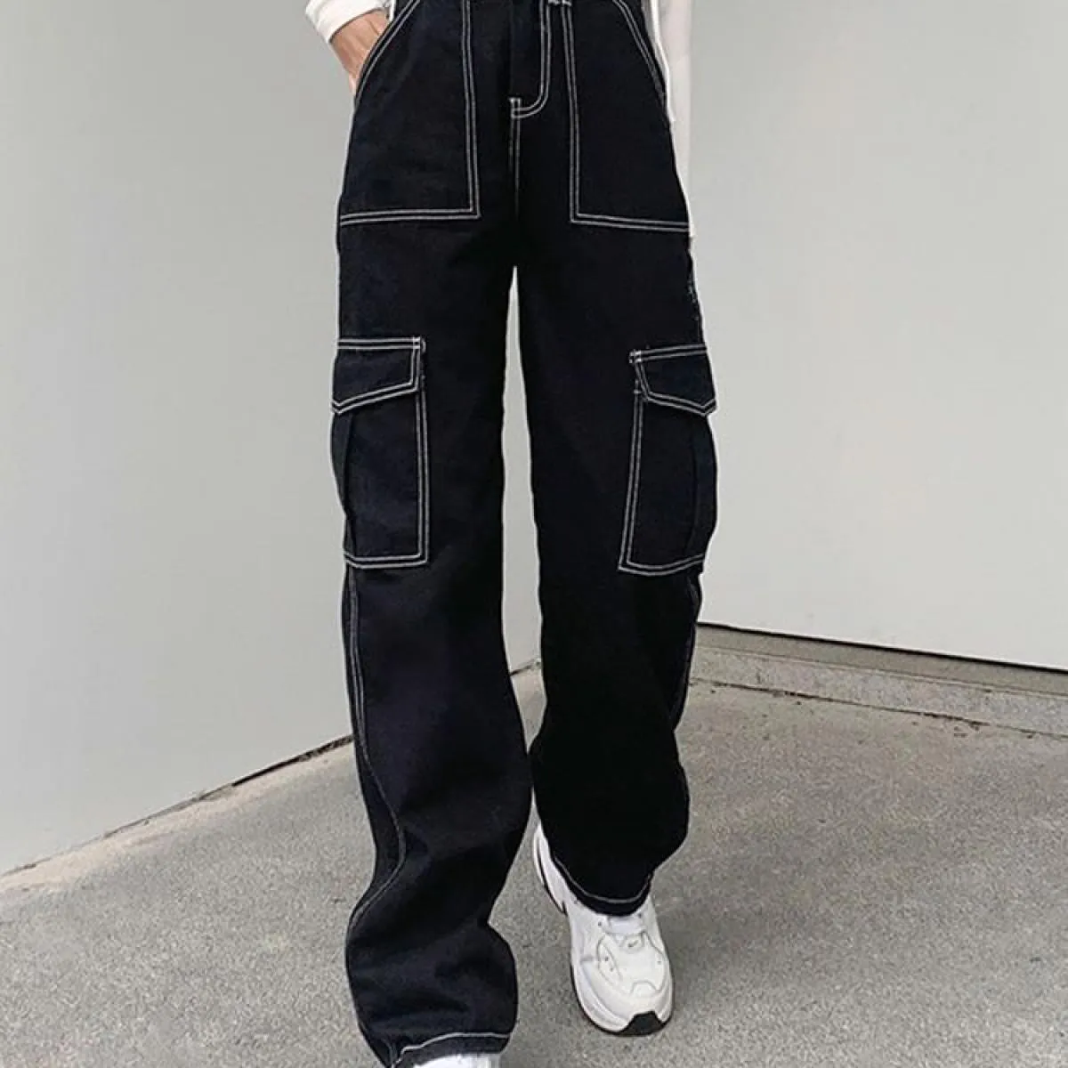 Zoki Streetwear Jeans cargo da donna tasche a molla pantaloni in denim nero a vita alta pantaloni larghi da donna larghi alla mo