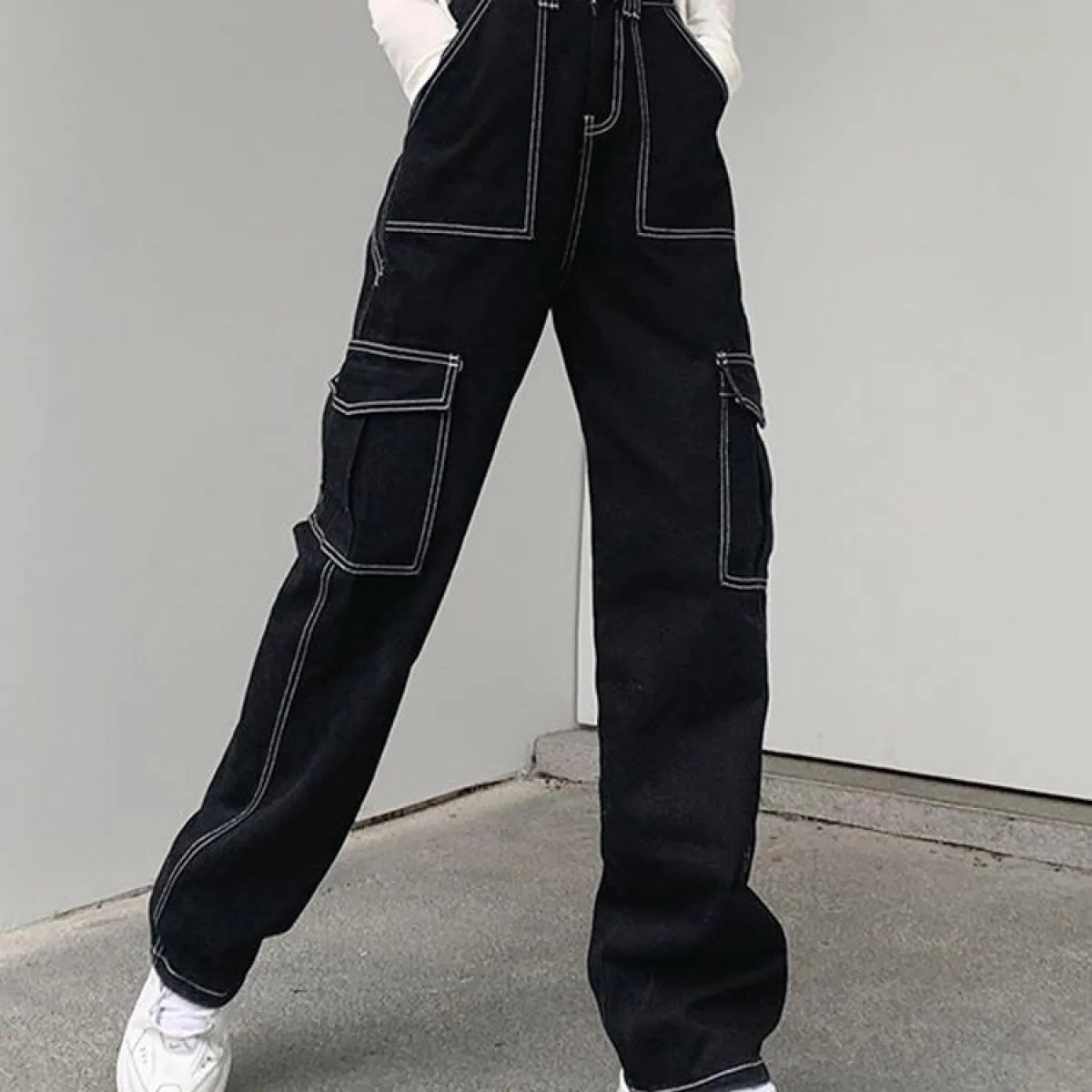 Zoki Streetwear Jeans cargo da donna tasche a molla pantaloni in denim nero a vita alta pantaloni larghi da donna larghi alla mo